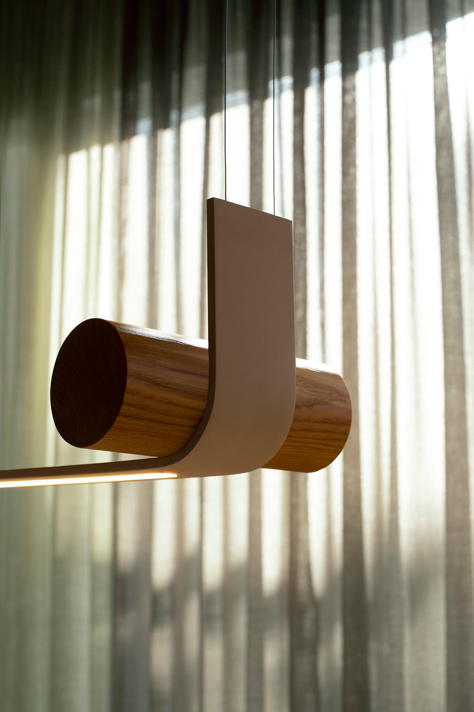finish : Beige / cylinder : Ash