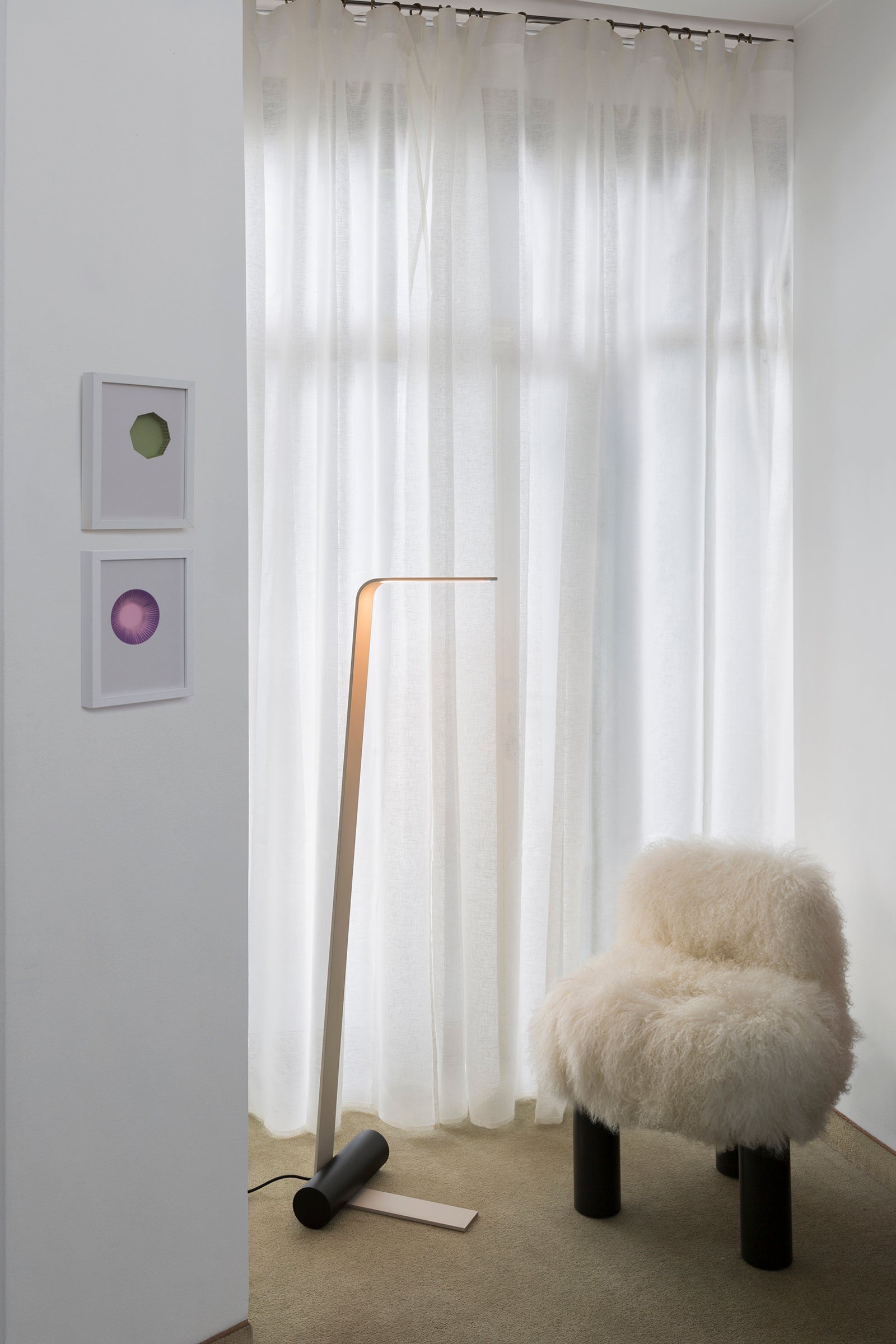 finish : Beige / cylinder : Sand black
