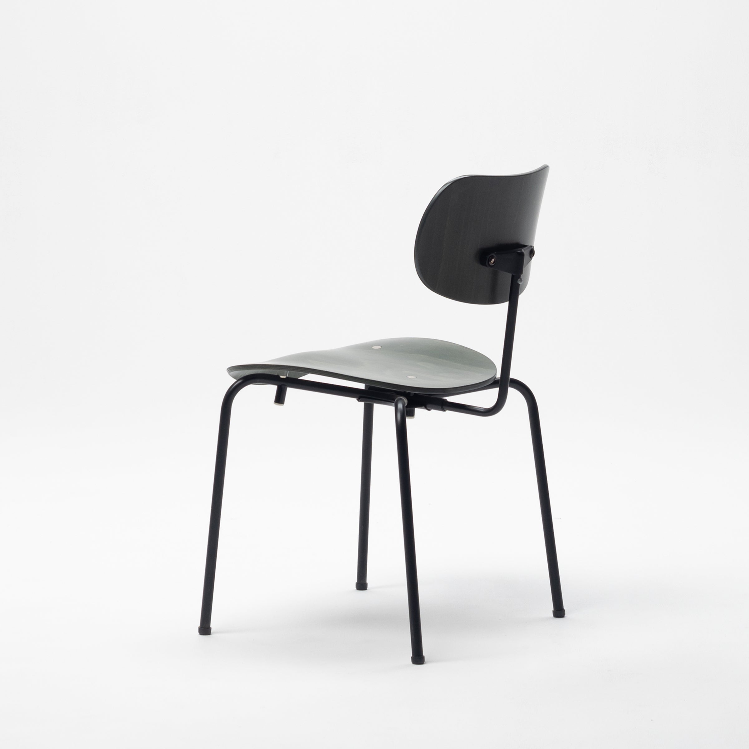 SE 68 SU Stackable Chair