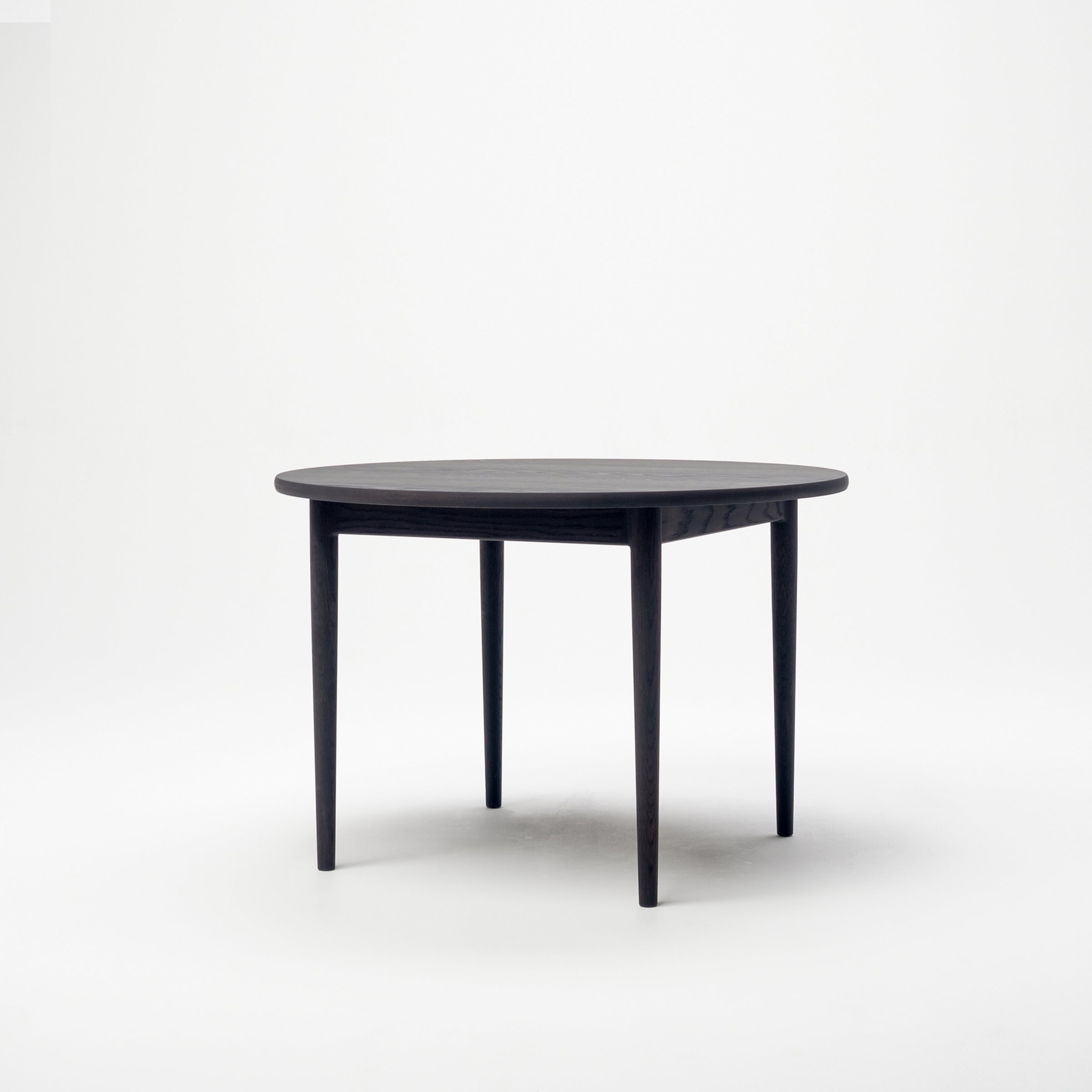 Zoe Round Table