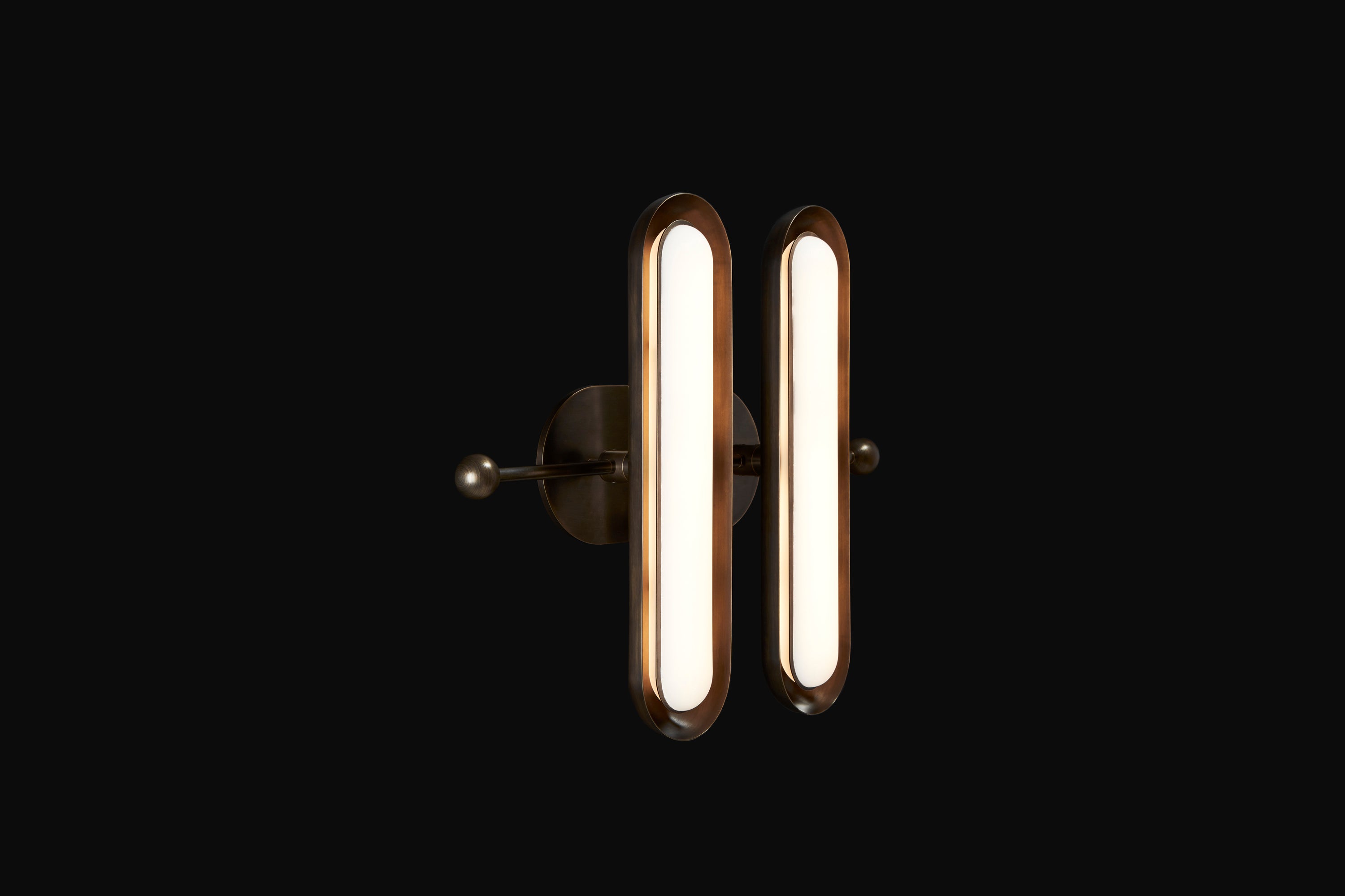 finish : aged brass