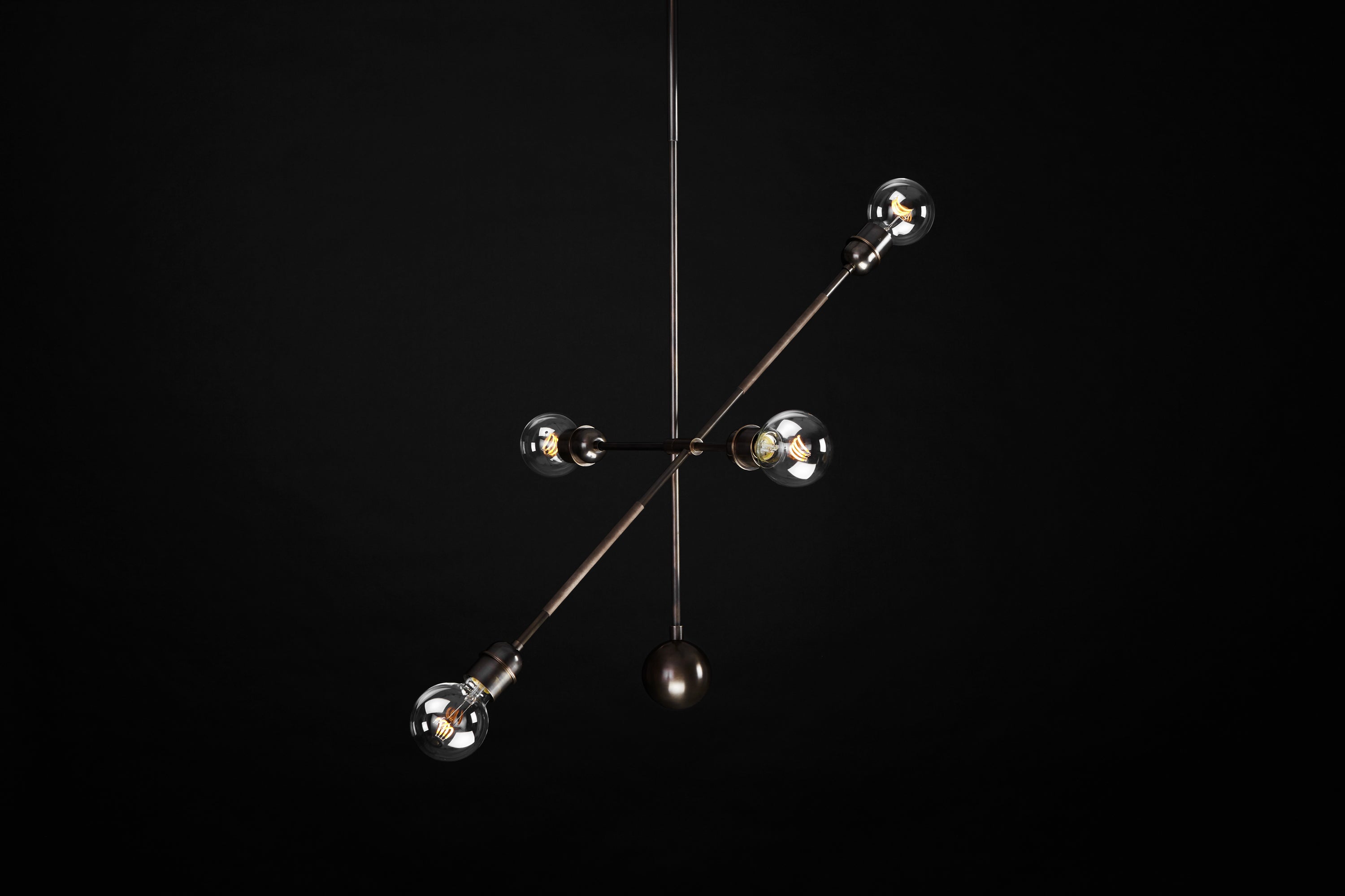 finish : oil-rubbed bronze / leather : taupe calfskin
