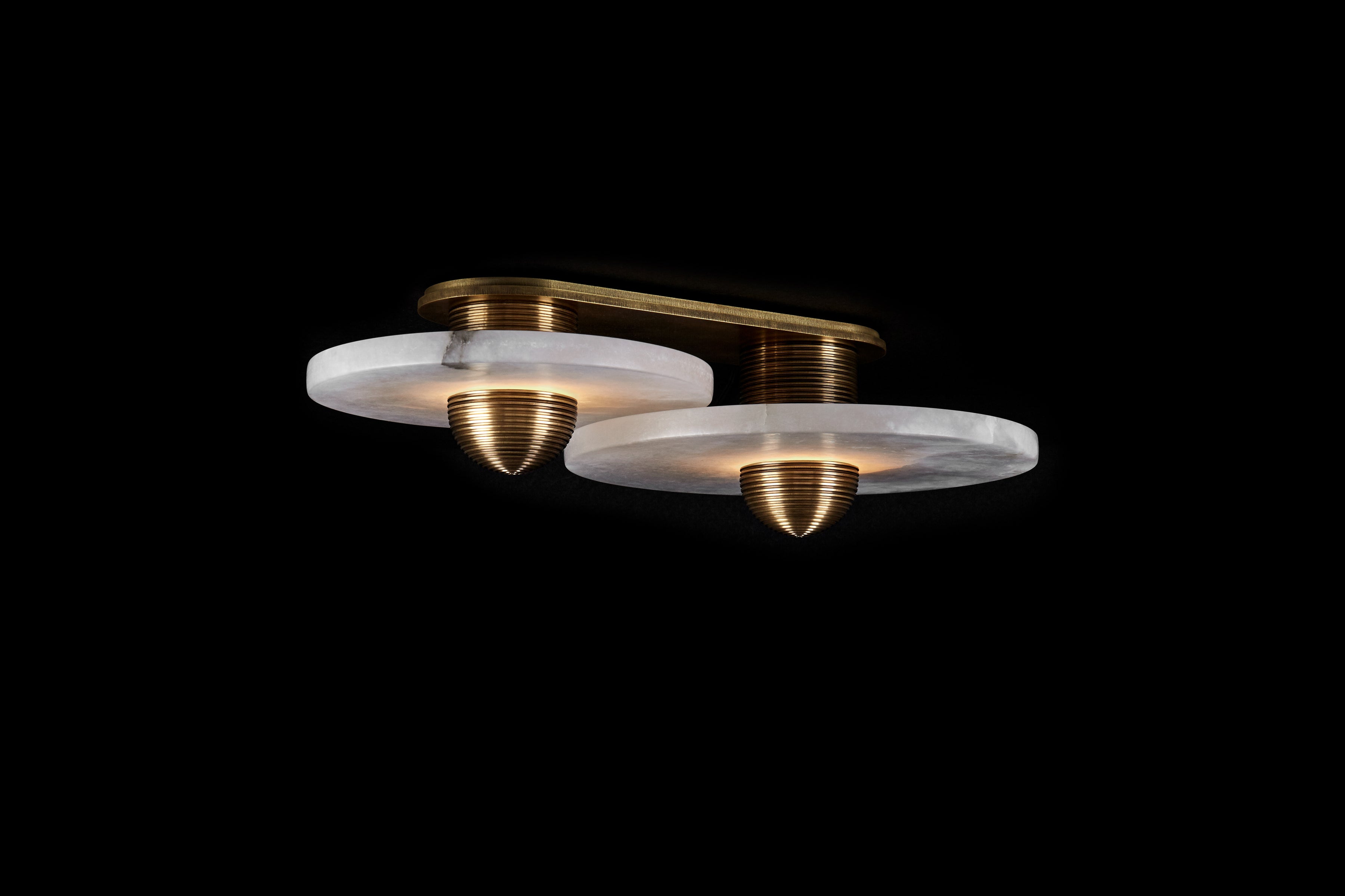 finish : aged brass
