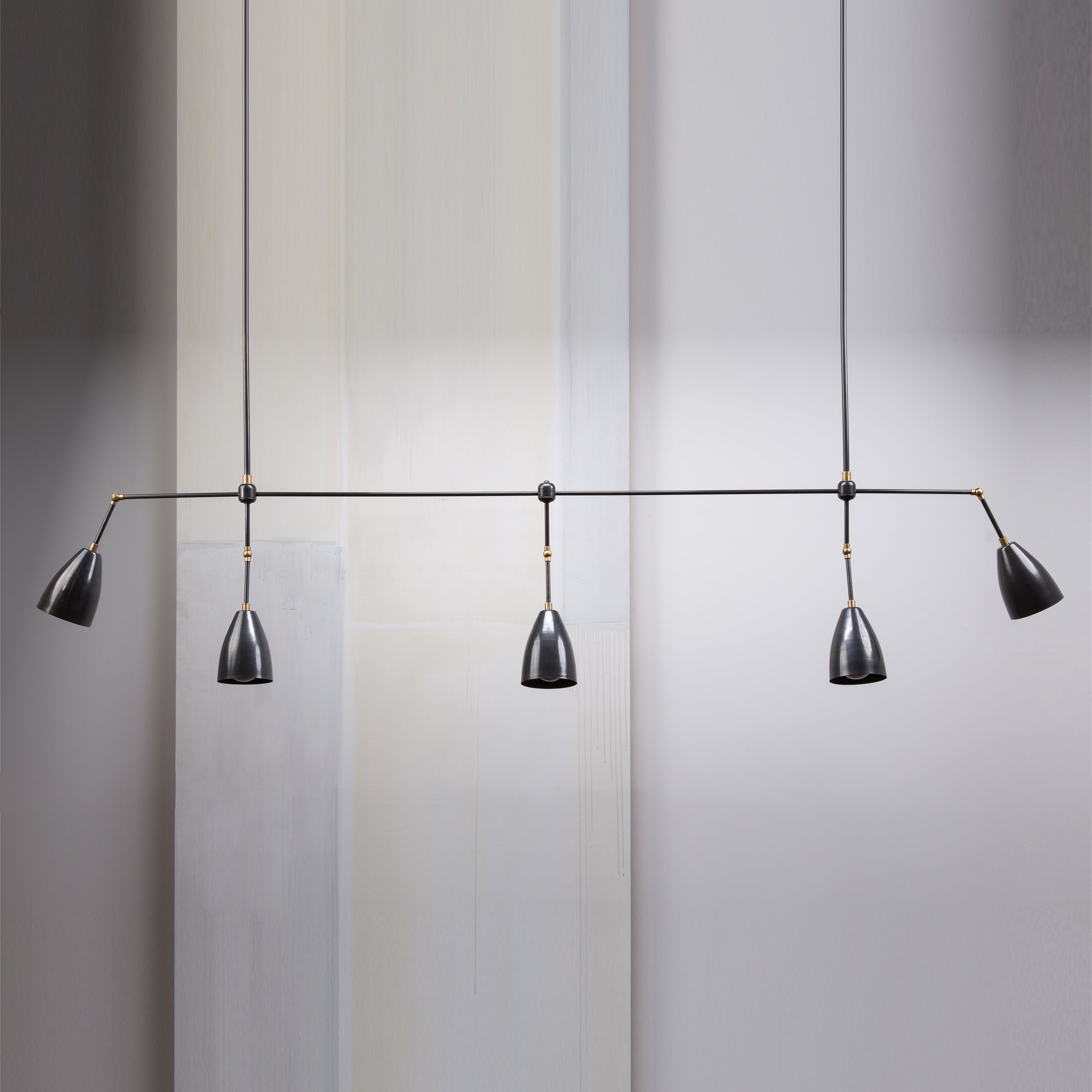 finish : blackened brass / joints : aged brass