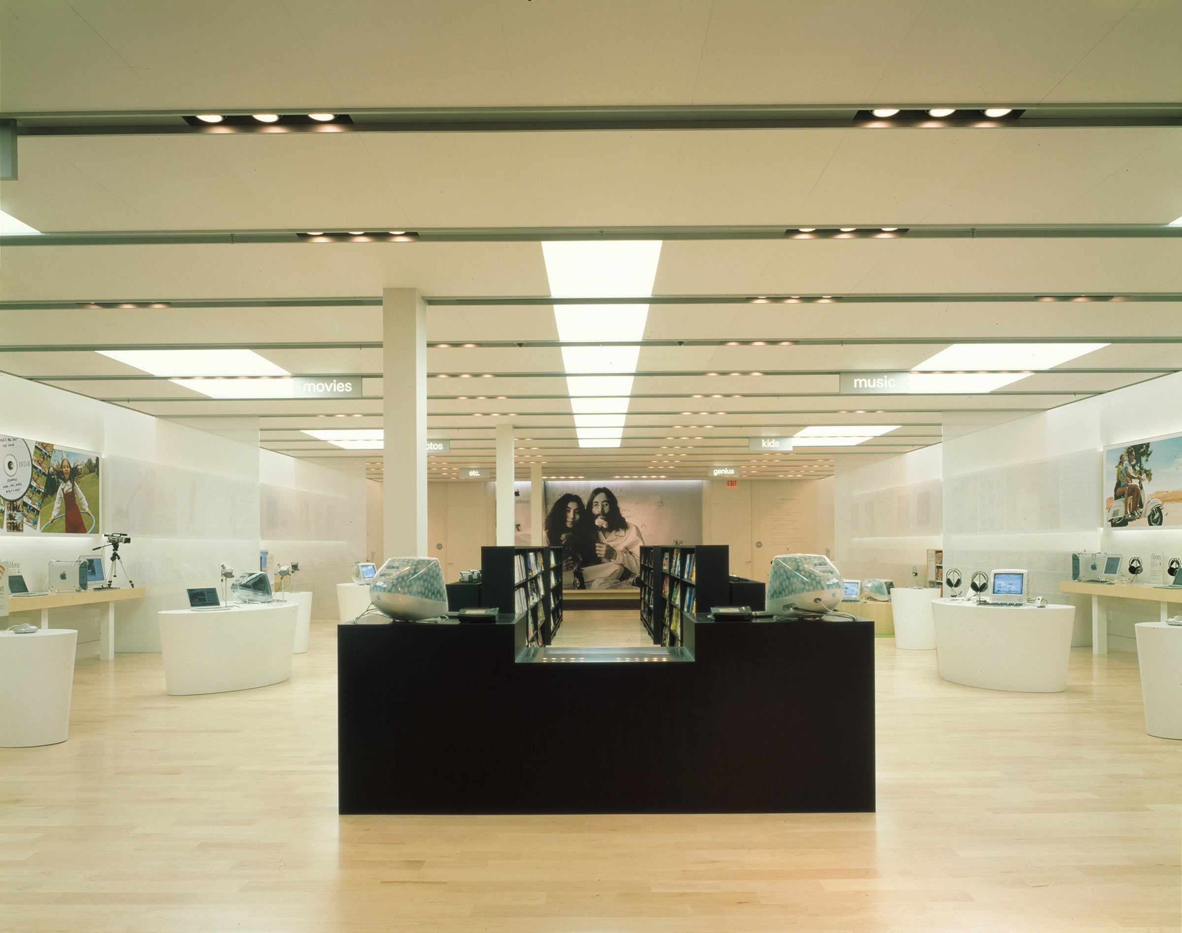 APPLE STORE U.S.A 1998-2001