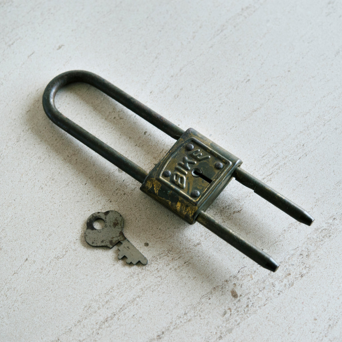 LOOP bike lock 最強級バイクロックLDXZ- 200アブス キタコ